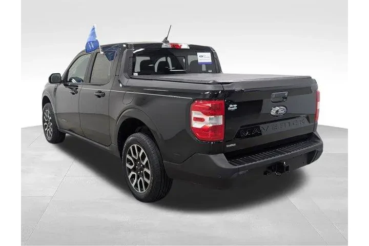 $27998 : Ford Maverick 2024 Lariat 4d image 10