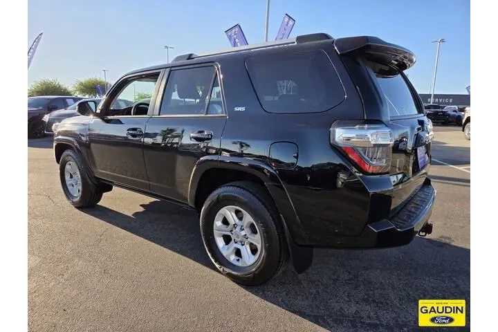 $37654 : Toyota 4Runner 2024 4x2 SR5 image 5