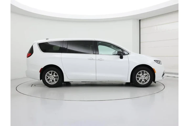 $28998 : Chrysler Pacifica 2024 Touri image 7
