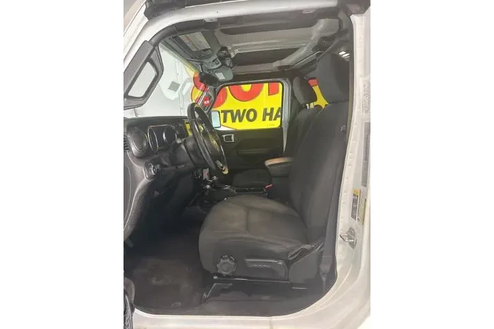 $25972 : Jeep Wrangler Unlimited 2020 image 10