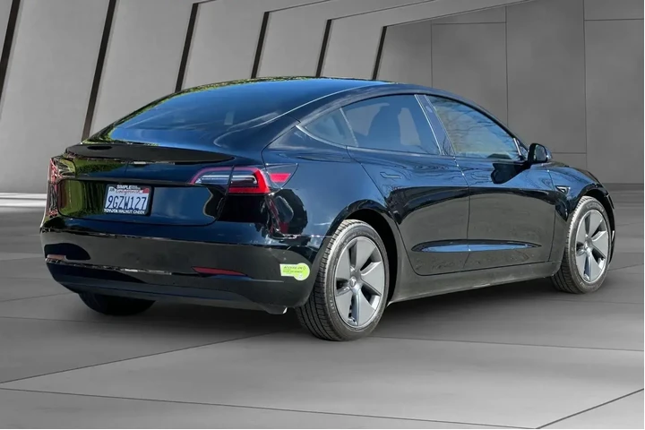$24300 : Tesla Model 3 2023 4dr Sedan image 4