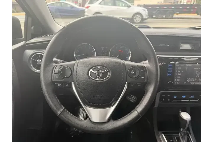$16999 : Toyota Corolla 2017 SE 4dr S image 9