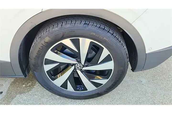 $20978 : Volkswagen ID.4 2023 Pro 4dr image 9