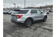 $37990 : Ford Explorer 2024 AWD XLT 4 thumbnail