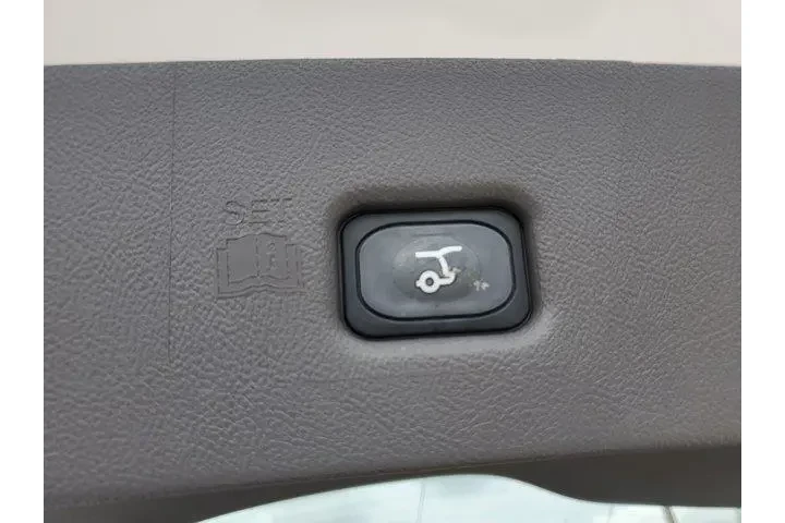 $27990 : Lincoln Nautilus 2023 Standa image 9