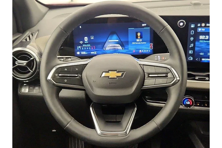 $32998 : Chevrolet Equinox 2026 4x4 L image 10