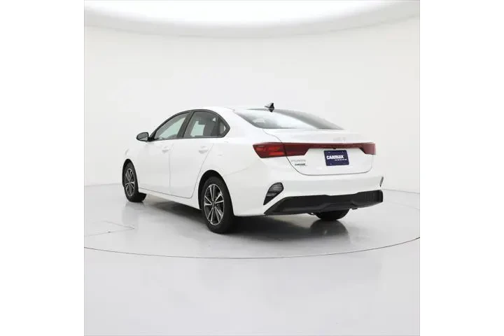 $17998 : Kia Forte 2024 LXS 4dr Sedan image 2