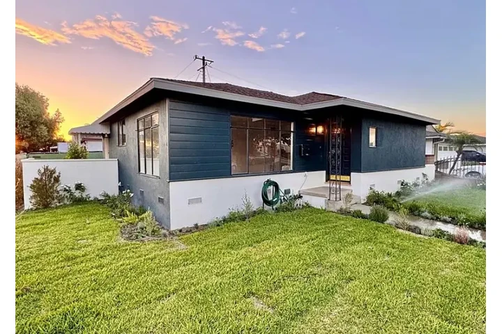 $1830 : READY FOR MOVE IN Norwalk image 1