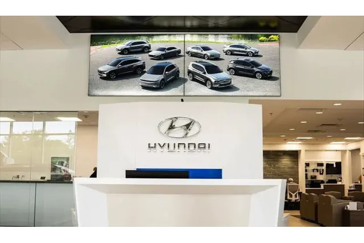 $34960 : Hyundai IONIQ 5 2025 AWD SE image 5