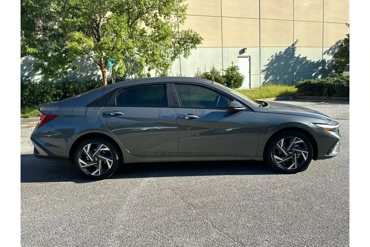 $19820 : Hyundai ELANTRA 2025 SEL Spo image 4