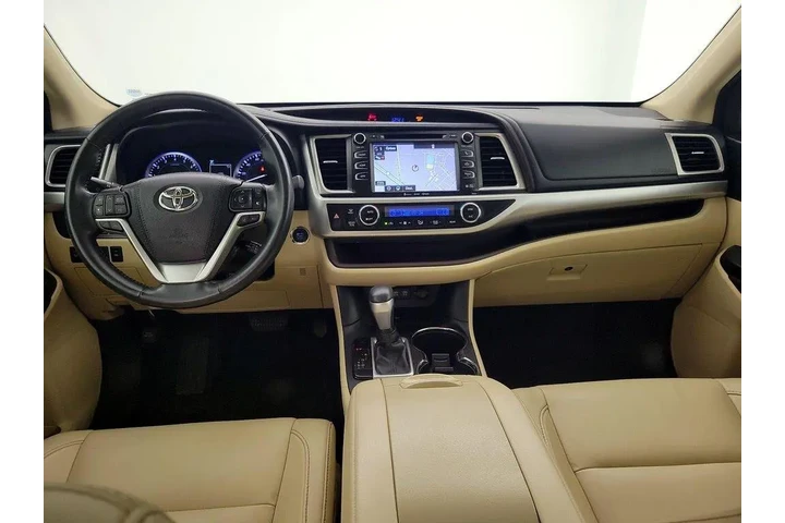 $27998 : Toyota Highlander 2017 XLE 4 image 9