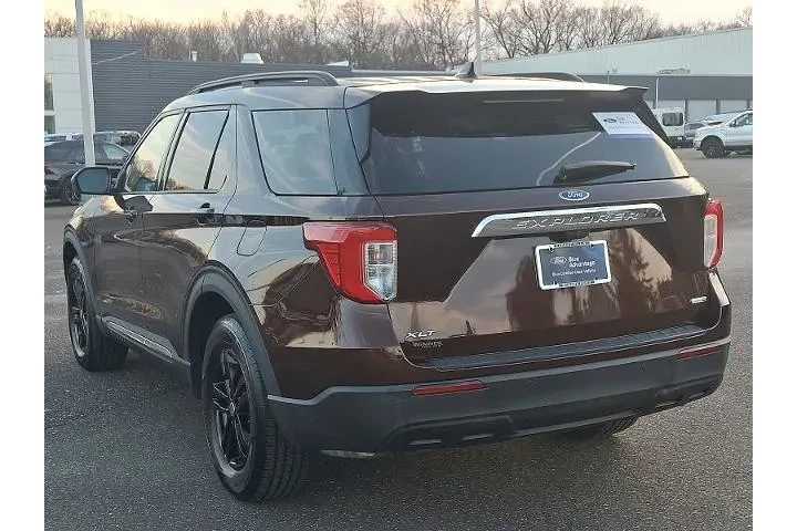 $24495 : Ford Explorer 2020 AWD XLT 4 image 4