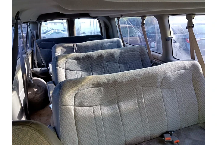 $3000 : 2000 Express G3500 image 4