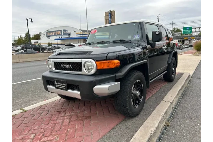 $8495 : 2007 FJ Cruiser image 9
