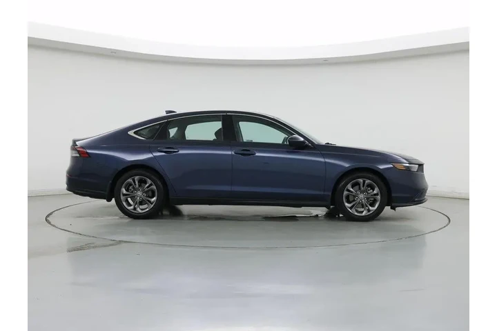 $27998 : Honda Accord 2023 EX 4dr Sed image 7
