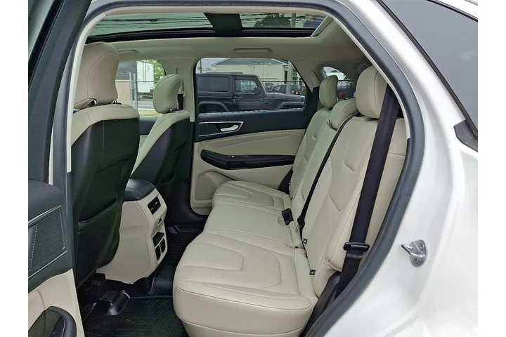 $18300 : 2017 Edge Titanium AWD image 10