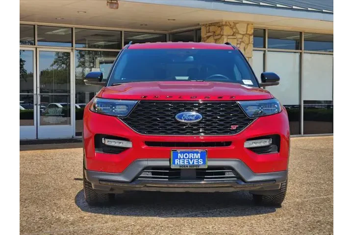 $29900 : Ford Explorer 2020 AWD ST 4d image 2
