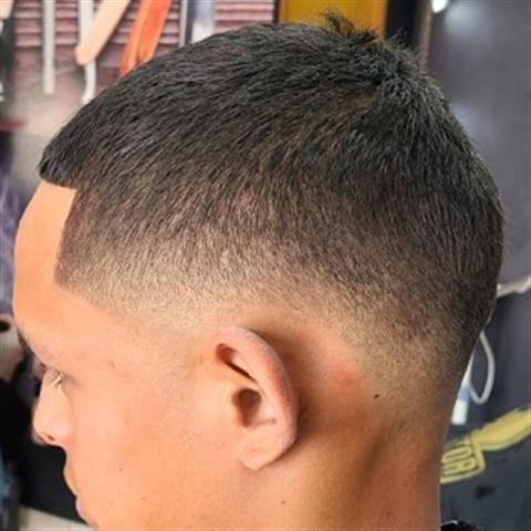 Navarro's Barbershop image 2