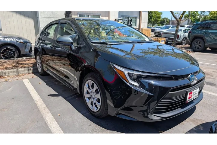 $25990 : 2024 Corolla Hybrid LE image 5