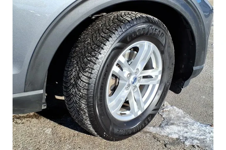 $24490 : Ford Explorer 2022 AWD XLT 4 image 5