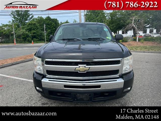 $9500 : Used 2011 Silverado 1500 4WD image 2