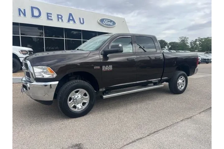 $23995 : Ram 2500 2017 4x4 Tradesman image 2