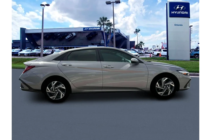 $24003 : Hyundai ELANTRA 2025 SEL Con image 9