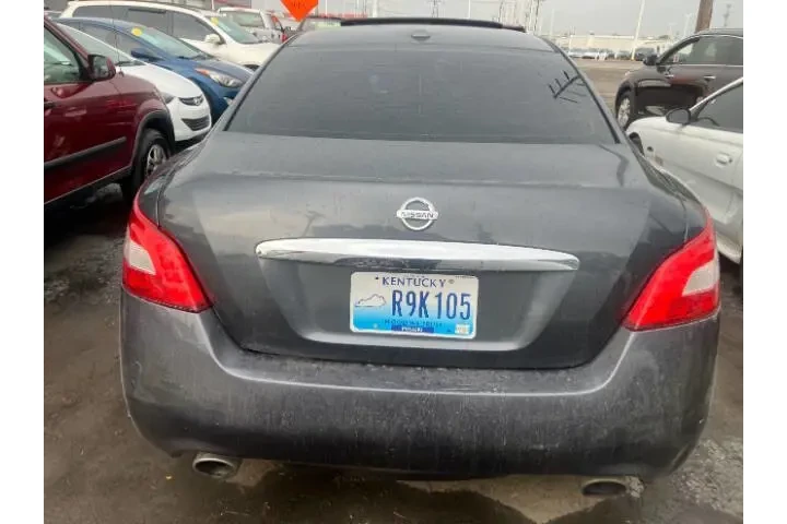 $6990 : 2011 Maxima 3.5 SV image 8