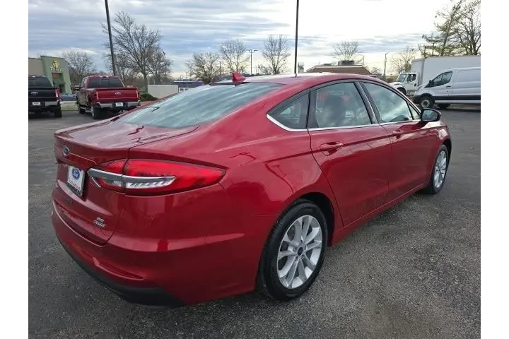 $18000 : Ford Fusion Hybrid 2020 SE 4 image 5