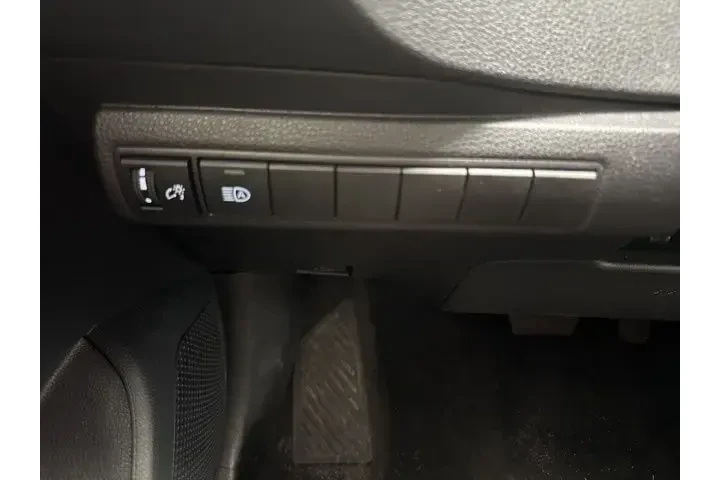 $20974 : Toyota Corolla 2025 LE 4dr S image 7