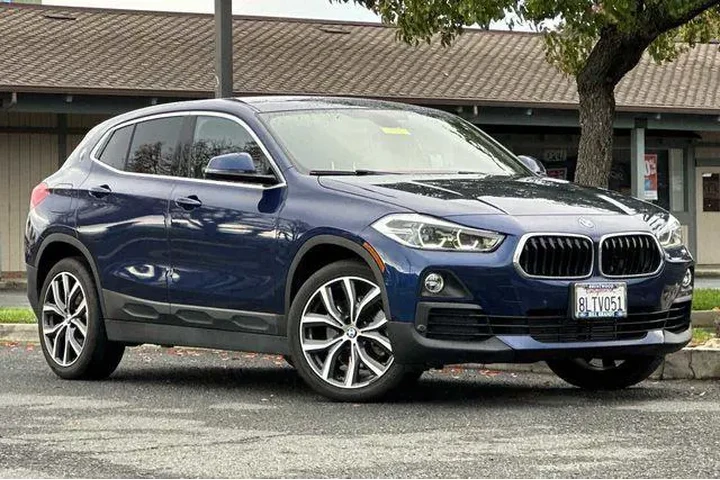 $17034 : BMW X2 2018 AWD xDrive28i 4d image 2
