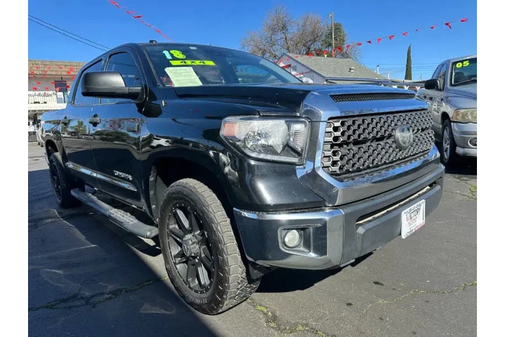 2018 Tundra SR5 image 1