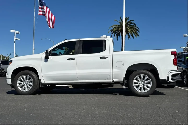$30390 : Chevrolet Silverado 1500 202 image 8