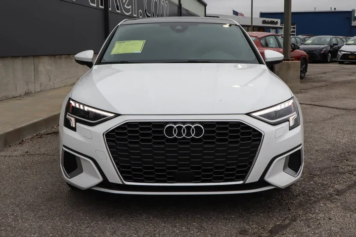 $24788 : 2023 A3 Premium 40 TFSI image 2