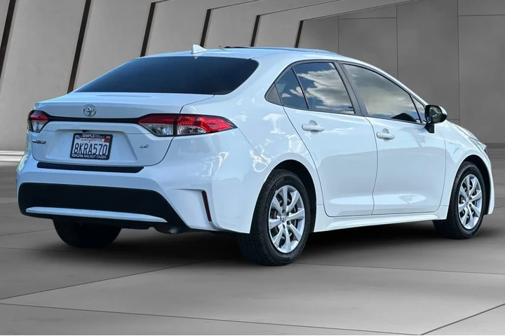 $15500 : Toyota Corolla 2020 LE 4dr S image 4