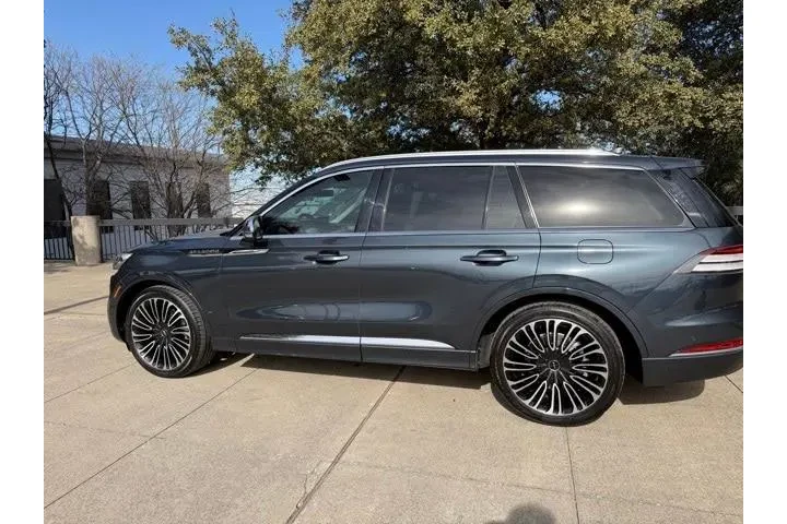 $39980 : Lincoln Aviator 2022 AWD Bla image 6