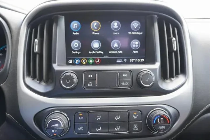 $23988 : GMC Canyon 2020 4x2 SLE 4dr image 10