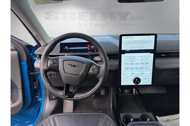 $38995 : Ford Mustang Mach-E 2025 AWD image 3