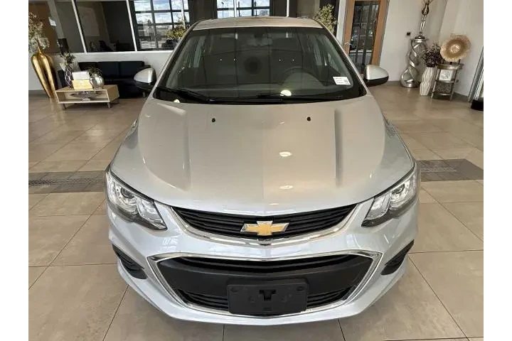 $9490 : Chevrolet Sonic 2018 Premier image 8