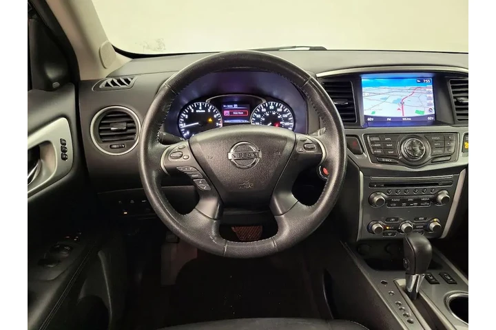 $16998 : Nissan Pathfinder 2017 4x4 S image 10