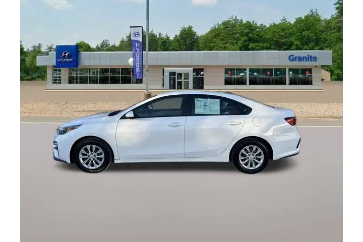 $12990 : Kia Forte 2019 FE 4dr Sedan image 10