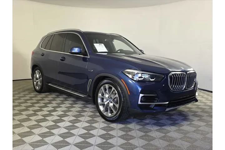 $36776 : BMW X5 2023 AWD xDrive45e 4d image 2