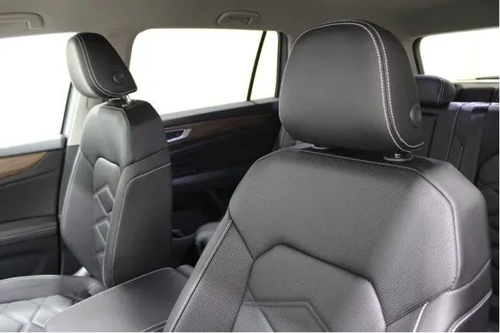 $37923 : Volkswagen Atlas 2025 AWD SE image 5