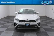 $14556 : Kia Forte 2021 LXS 4dr Sedan thumbnail