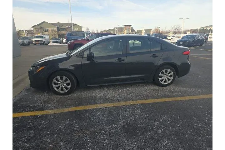 $18991 : Toyota Corolla 2024 LE 4dr S image 4