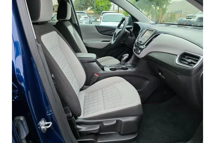 $18900 : Chevrolet Equinox 2022 LS 4d image 10