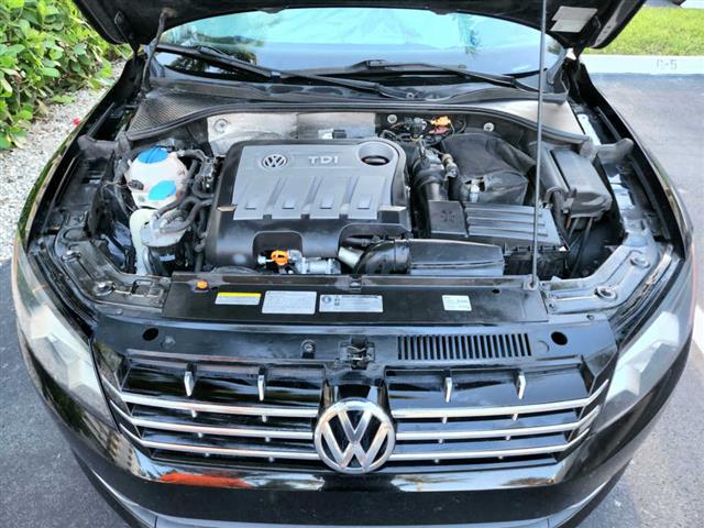 $7000 : 2013 Volkswagen Passat TDI SEL image 4