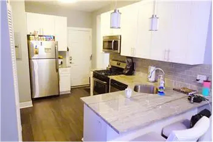 $2650 : Rental property with 2 bedro image 4