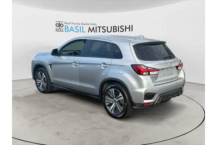 $21371 : Mitsubishi Outlander Sport 2 image 3