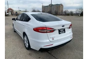 $13995 : 2019 Fusion SE thumbnail